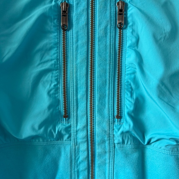 lululemon Dispatch Hoodie – Teal / Mixed-Fabric Design - Picture 6 of 7